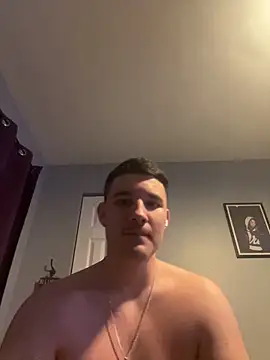 Snapshot of Shaded24 chatting on December 1, 2:38 am Shaded24 online show from December 1, 2:38 am