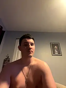 Snapshot of Shaded24 chatting on December 14, 5:24 am Shaded24 online show from December 14, 5:24 am