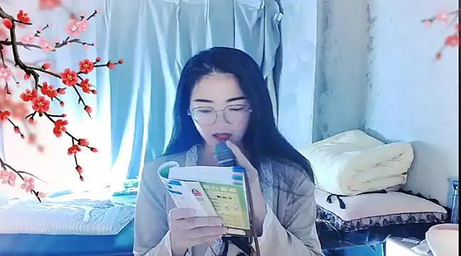 Snapshot of Floor_oo chatting on December 12, 7:15 pm Floor oo online show from December 12, 7:15 pm