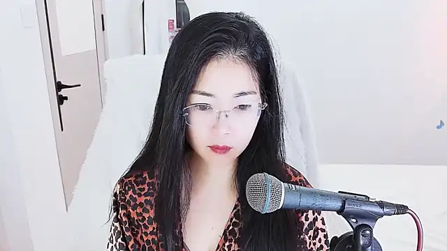 Floor oo online show from May 14, 4:36 pm