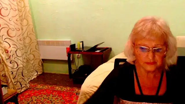 Natali7634 online show from November 10, 7:13 pm