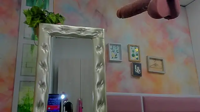 Snapshot of Idiris_big chatting on March 14, 8:38 pm Idiris big online show from March 14, 8:38 pm