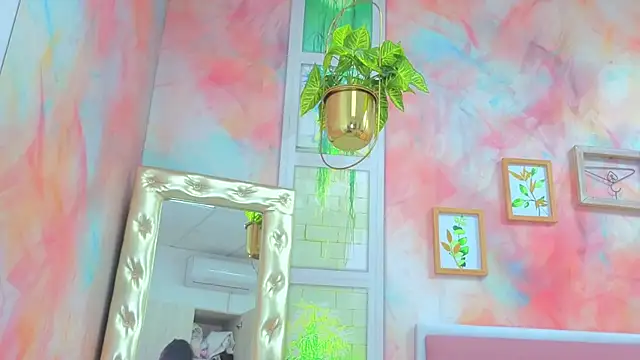 Snapshot of Idiris_big chatting on September 11, 1:55 pm Idiris big online show from September 11, 1:55 pm