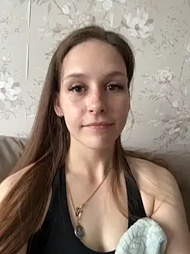 DakotaGercy online show from May 13, 9:39 am
