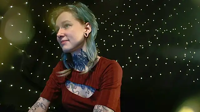 Snapshot of Littlespacemouse chatting on December 16, 6:35 pm Littlespacemouse online show from December 16, 6:35 pm