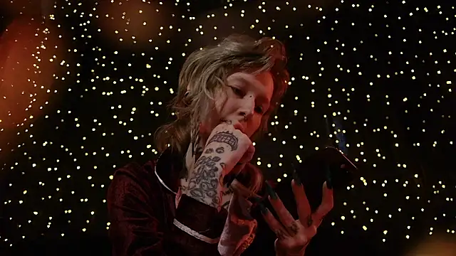 Littlespacemouse online show from February 24, 9:18 am