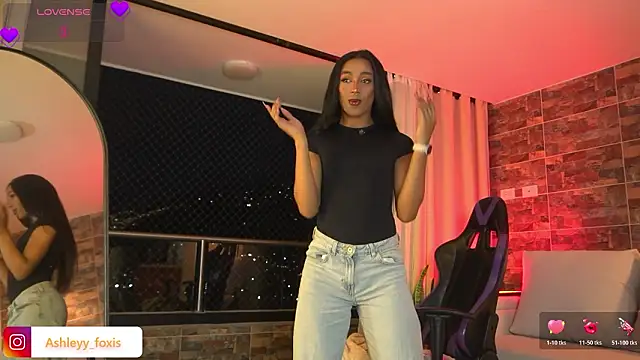 Ashleey Fox online show from February 20, 11:38 pm