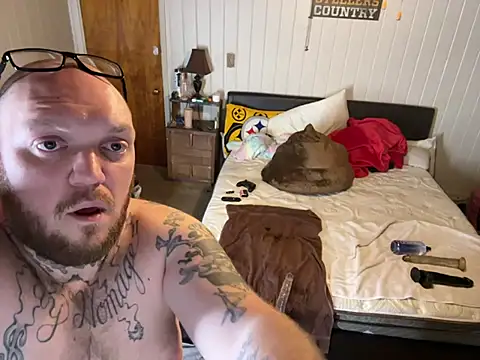 Snapshot of Satans_Play chatting on March 11, 6:10 am Satans Play online show from March 11, 6:10 am