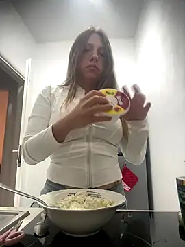 Sashabunny online show from October 14, 7:25 pm