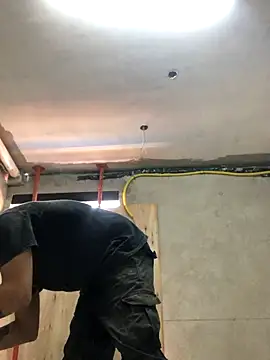 Edanvvv online show from September 29, 1:49 pm