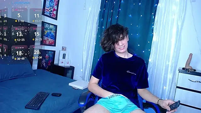 Snapshot of andyboy- chatting on January 16, 11:53 pm andyboy- online show from January 16, 11:53 pm