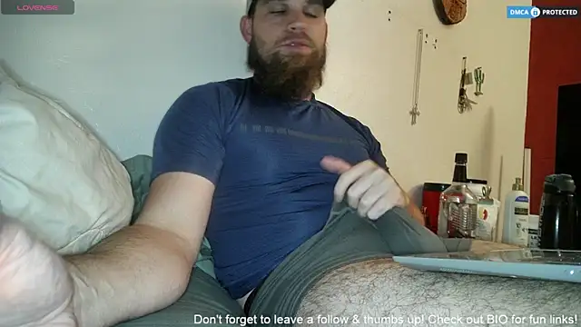 dikdowndaddy online show from April 4, 9:40 am