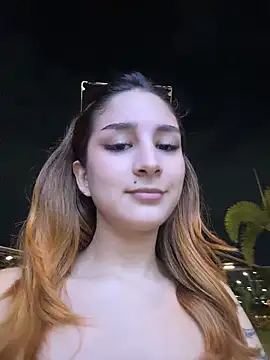 Mon Cherry online show from April 1, 1:28 am