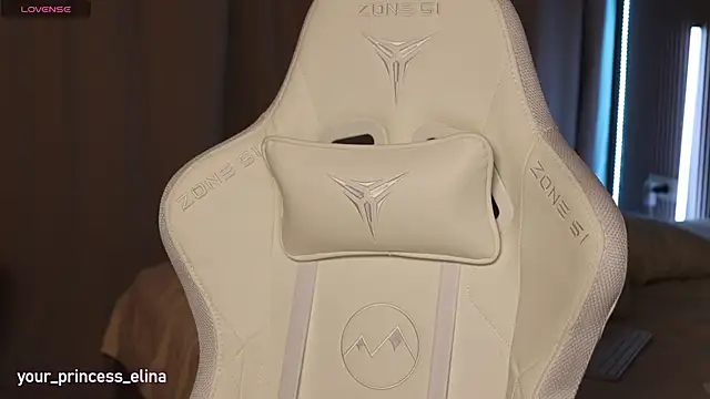  Pretty Doll  online show from December 2, 6:54 pm