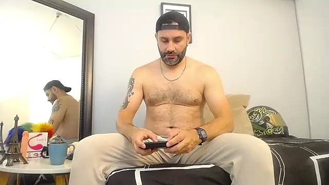 Snapshot of jonasbeards chatting on November 7, 3:01 pm jonasbeards online show from November 7, 3:01 pm