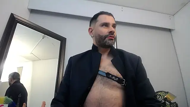 Snapshot of jonasbeards chatting on November 8, 8:18 pm jonasbeards online show from November 8, 8:18 pm