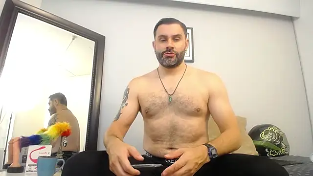 Snapshot of jonasbeards chatting on November 19, 3:12 pm jonasbeards online show from November 19, 3:12 pm