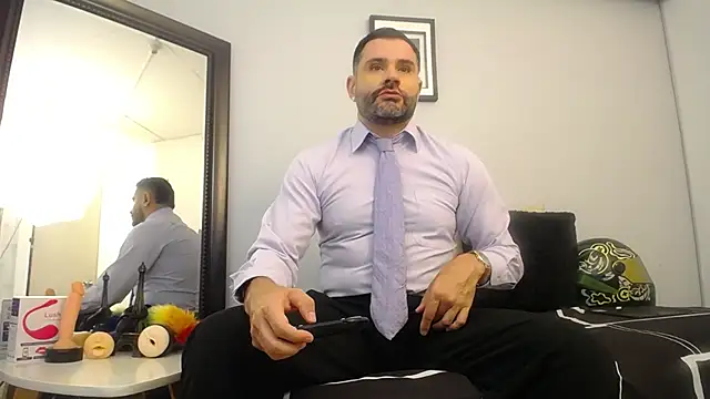 Snapshot of jonasbeards chatting on November 25, 3:23 pm jonasbeards online show from November 25, 3:23 pm