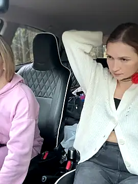 Snapshot of LavenderHot chatting on October 20, 1:39 am LavenderHot online show from October 20, 1:39 am