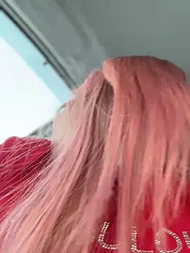 Snapshot of LavenderHot chatting on February 3, 2:53 am LavenderHot online show from February 3, 2:53 am