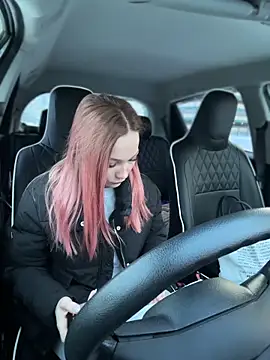 Snapshot of LavenderHot chatting on February 6, 2:16 am LavenderHot online show from February 6, 2:16 am