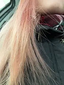 Snapshot of LavenderHot chatting on February 8, 2:48 am LavenderHot online show from February 8, 2:48 am