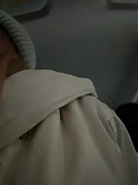 Snapshot of LavenderHot chatting on February 24, 1:58 am LavenderHot online show from February 24, 1:58 am