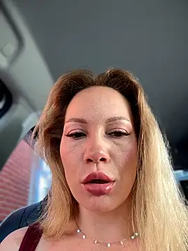 LavenderHot online show from July 2, 2:11 am