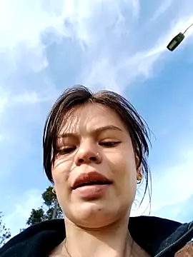 Violeta 12- online show from February 9, 1:04 pm