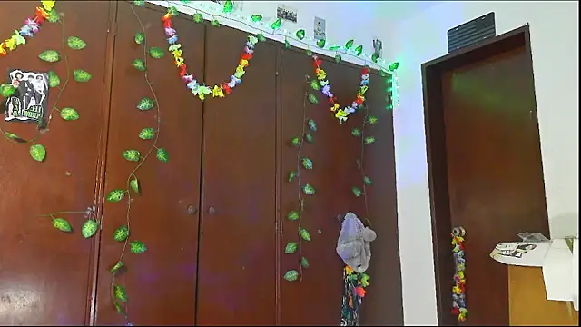  jessica rabbit online show from April 7, 9:59 pm