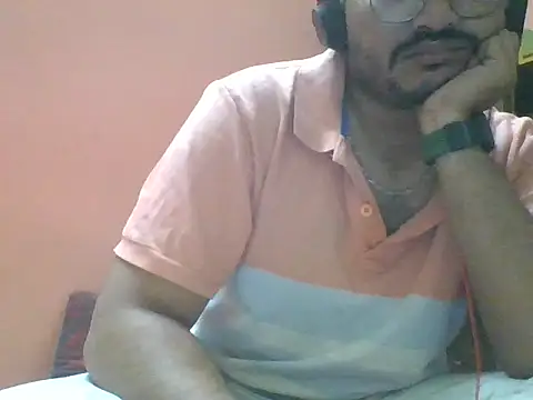 naughtymike0007 online show from January 5, 5:27 pm