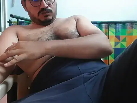 naughtymike0007 online show from June 22, 1:41 pm