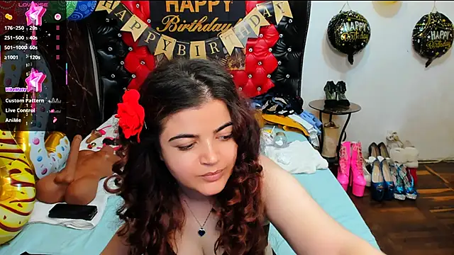 Snapshot of Anasunshine12 chatting on June 26, 5:28 pm Anasunshine12 online show from June 26, 5:28 pm