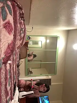 Snapshot of Gin4Cole chatting on February 6, 3:09 pm Gin4Cole online show from February 6, 3:09 pm