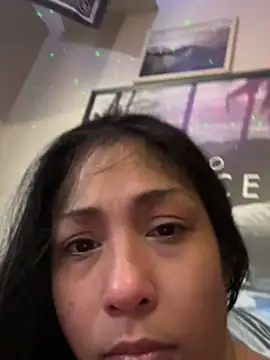 Snapshot of Gin4Cole chatting on February 25, 11:22 pm Gin4Cole online show from February 25, 11:22 pm