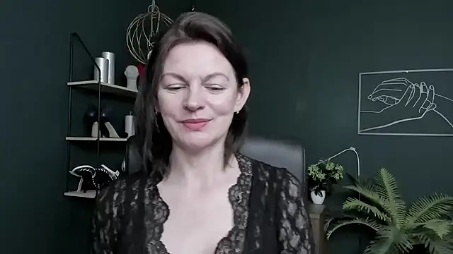 VivianWILD online show from May 20, 6:41 am