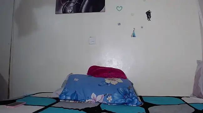 TeenieReeny online show from March 1, 10:10 pm