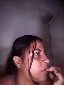 Giselabrunette25 online show from February 18, 1:45 am