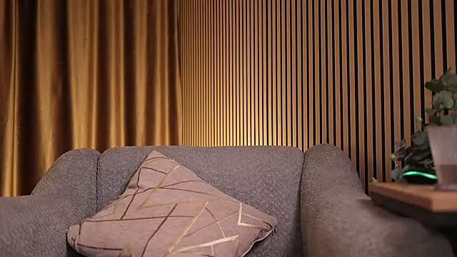 AnnittaStar online show from October 20, 2:23 am