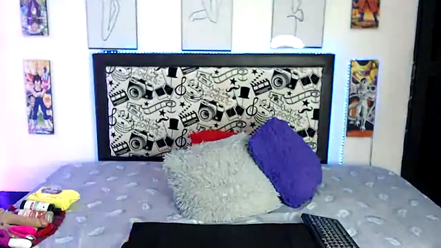 Snapshot of Rihana14 chatting on November 12, 7:24 pm Rihana14 online show from November 12, 7:24 pm