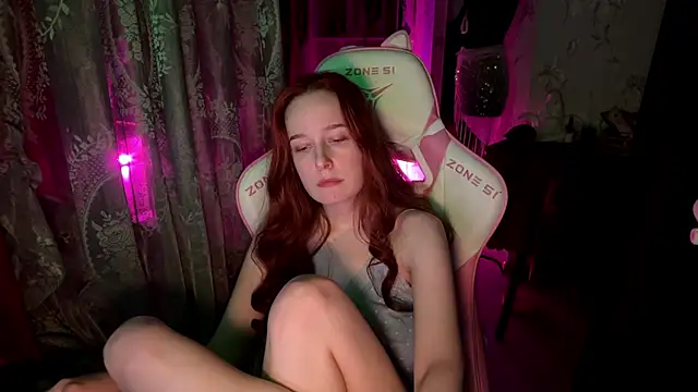 Snapshot of pearl_princess_ chatting on June 13, 11:46 pm pearl princess online show from June 13, 11:46 pm
