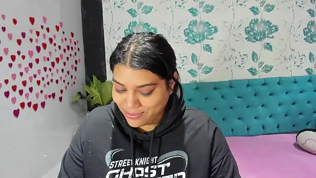 LindaBreeS online show from February 1, 4:54 pm