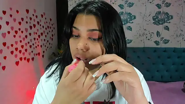 LindaBreeS online show from February 2, 3:49 pm