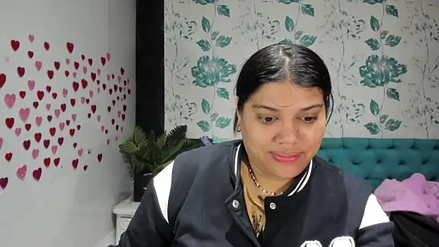 LindaBreeS online show from March 1, 2:02 pm