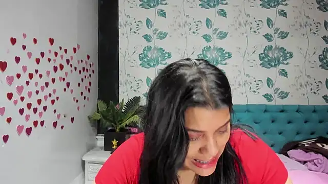 LindaBreeS online show from March 4, 8:05 pm