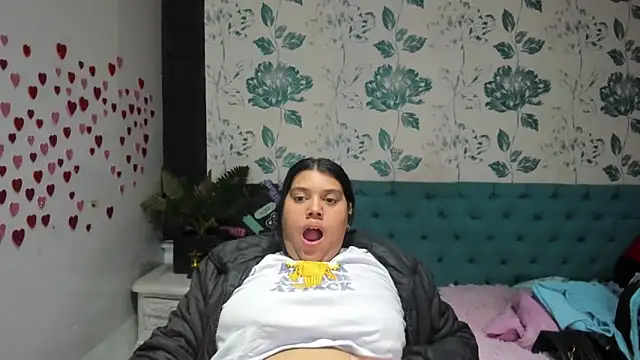 LindaBreeS online show from March 9, 8:31 pm