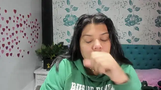 LindaBreeS online show from March 14, 5:57 pm