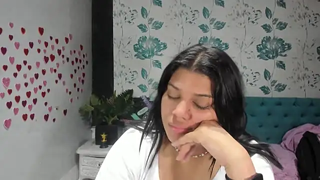 LindaBreeS online show from March 17, 3:07 pm