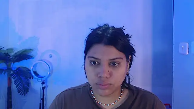 LindaBreeS online show from March 23, 3:21 am