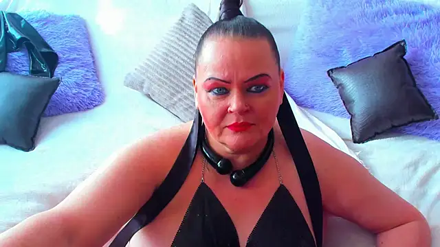 MilanaBiegert online show from March 19, 7:07 am